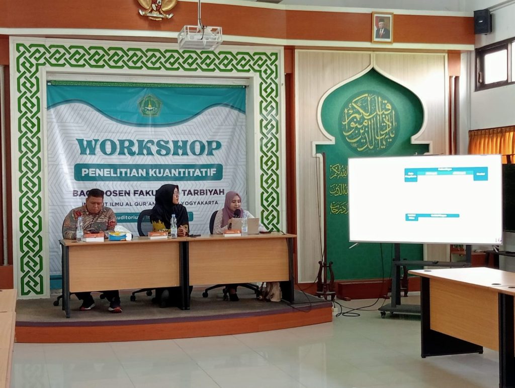 Pacu - Pacu Kompetensi Penelitian Dosen, Fakultas Tarbiyah IIQ An Nur Yogyakarta Melaksanakan Workshop Penelitian Kuantitatif