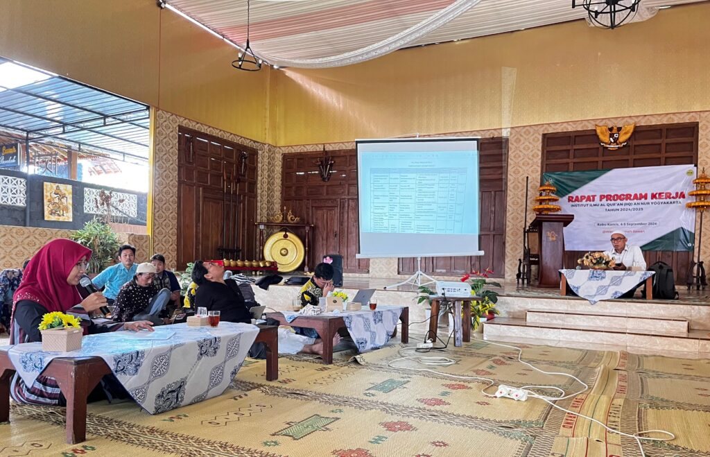 WhatsApp Image 2024 09 04 at 12.07.57 - Rapat Program Kerja IIQ An Nur Yogyakarta Tahun Ajaran 2024/2025