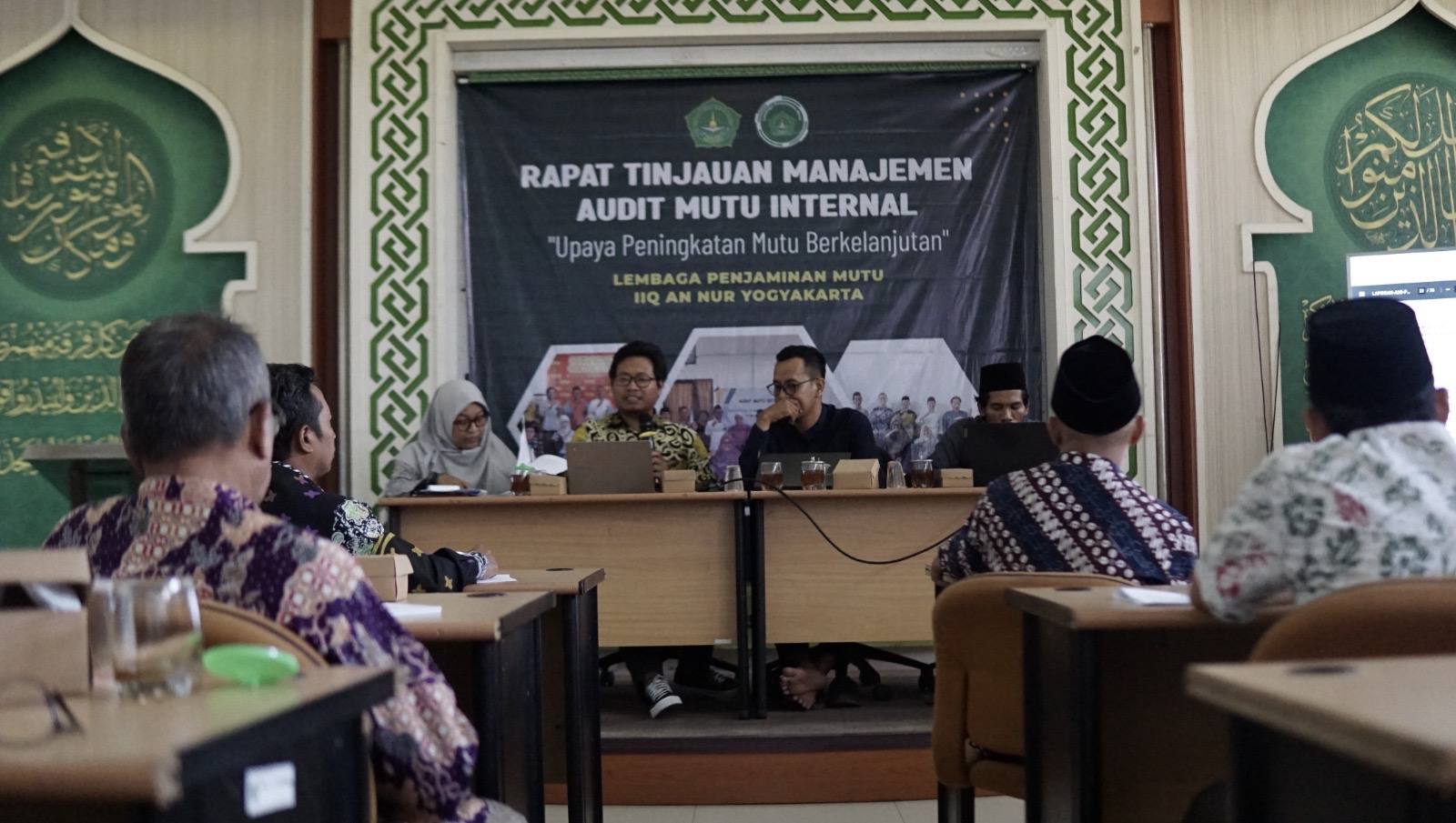 Bahas Hasil Audit Mutu Internal Kinerja Prodi dalam Rapat Tinjauan Manajemen