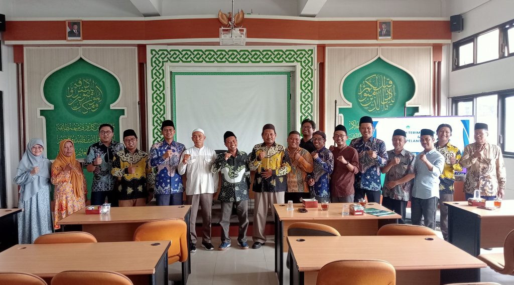 WhatsApp Image 2024 11 15 at 14.53.14 - Sambut Kaprodi Baru, Prodi Pendidikan Agama Islam Fakultas Tarbiyah Siap Wujudkan Lingkungan Akademik yang Inovatif
