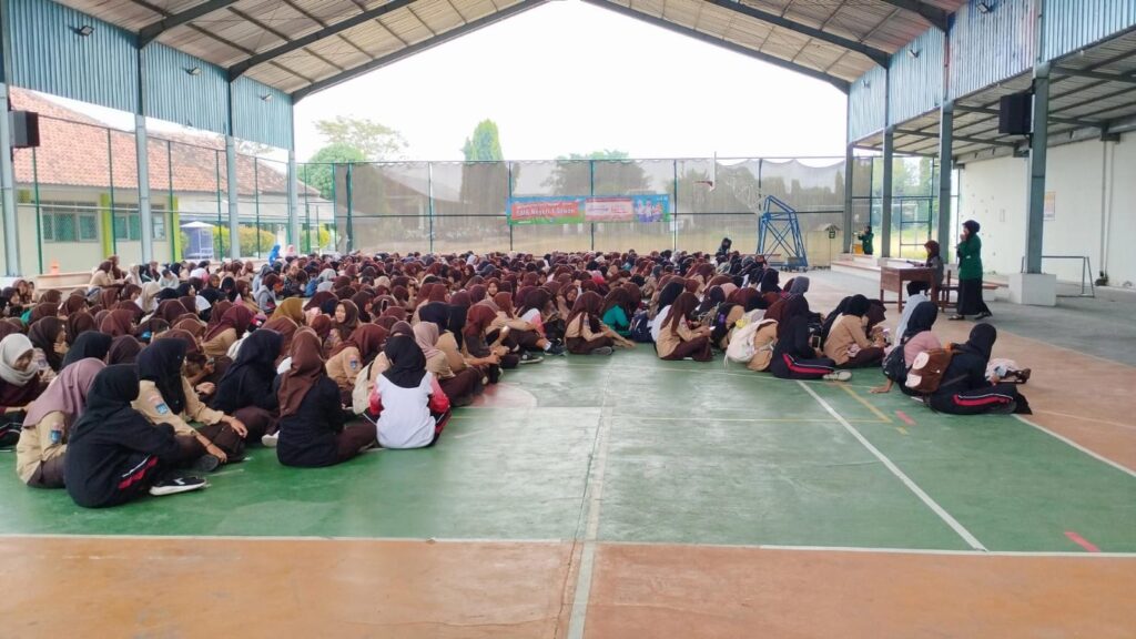 Mahasiswi PLP IIQ An Nur Yogyakarta Dampingi Pembinaan Fikih Ubudiyah Siswi SMAN 1 Sewon 3 WhatsApp Image 2026 08 06 at 1.54.32 PM - Mahasiswi PLP IIQ An Nur Yogyakarta Dampingi Pembinaan Fikih Ubudiyah Siswi SMAN 1 Sewon