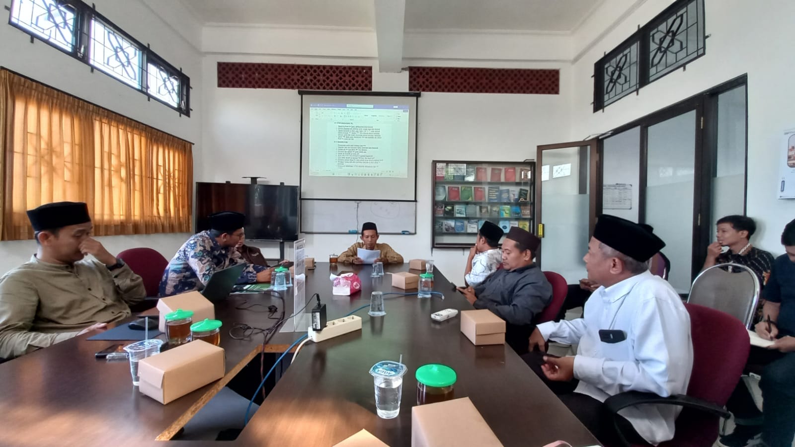 Tingkatkan Mutu Pengabdian, Fakultas Tarbiyah Bekerjasama dengan Magister PAI IIQ An Nur Yogyakarta Tetapkan Matriks Rencana Tindak Lanjut Evaluasi CIPP